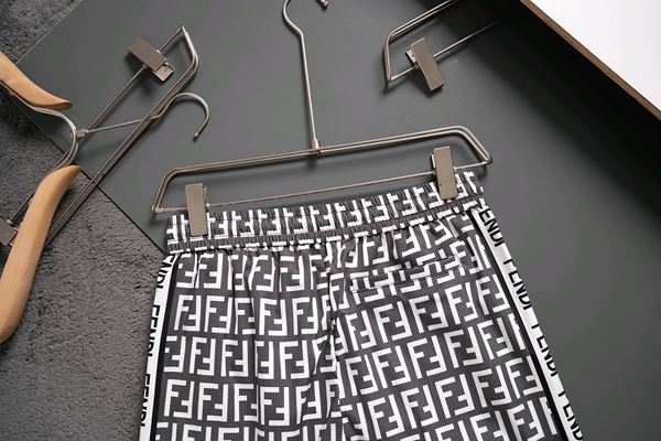 ブランドハーフパンツ角部分ディテール